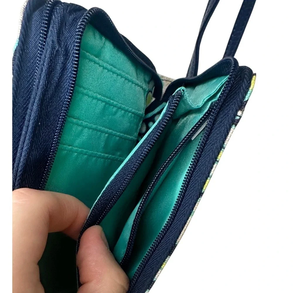 Thirty-One Wrist Wallet Spiral Pattern